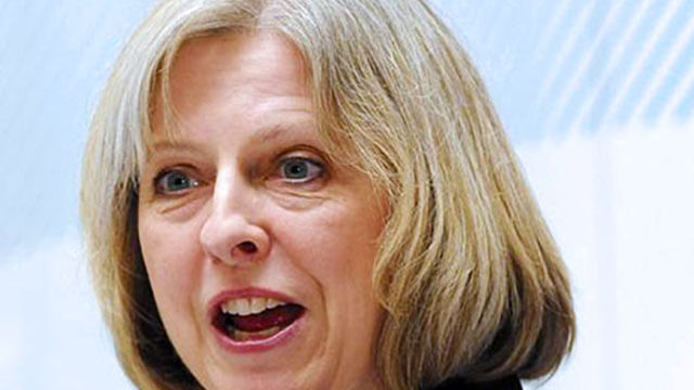 Theresa May tros komma att erbjuda EU 200 miljarder i ”Brexit-bot”