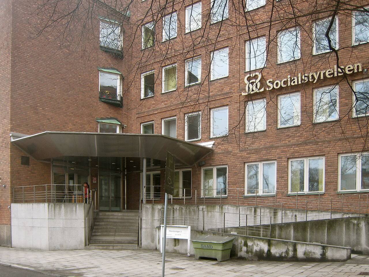 Socialbidrag för 10,5 miljarder kronor 2016