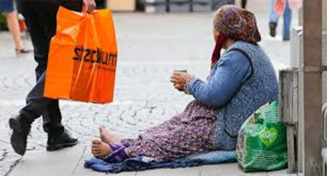 Moderat utspel: Förbjud gatutiggeri i hela landet