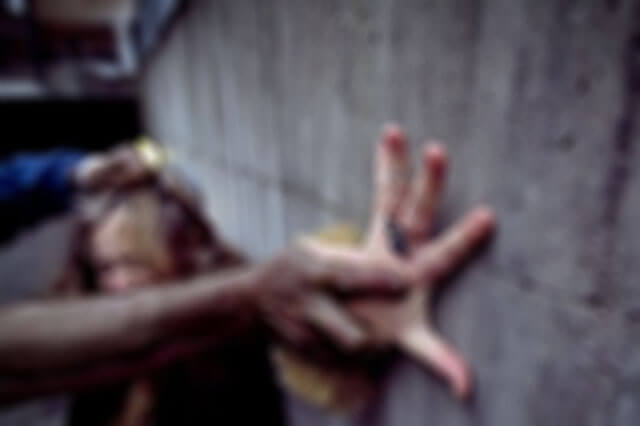 Gängmorden slukar polisens utredningsresurser – våldtagna kvinnor prioriteras bort