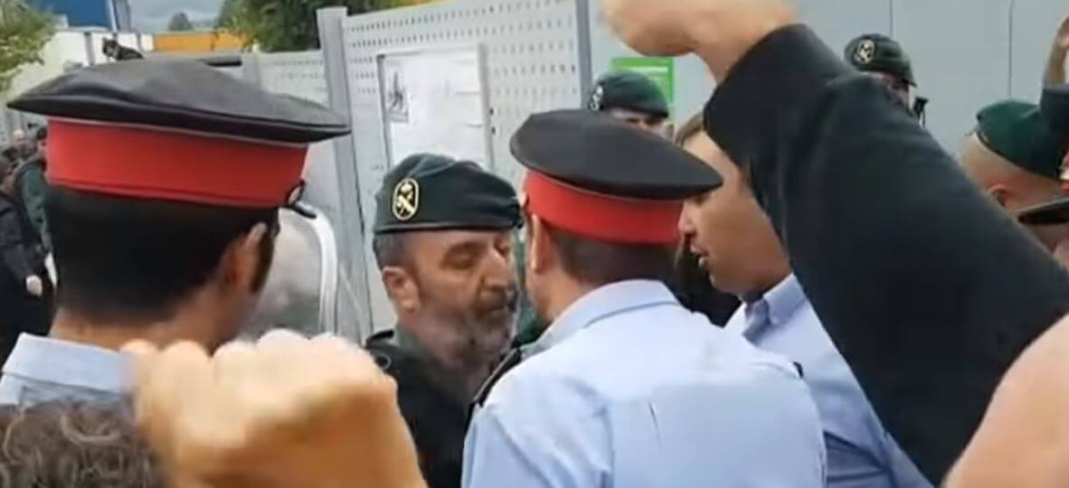 EU-kommissionen ställer sig på spanska regeringens sida