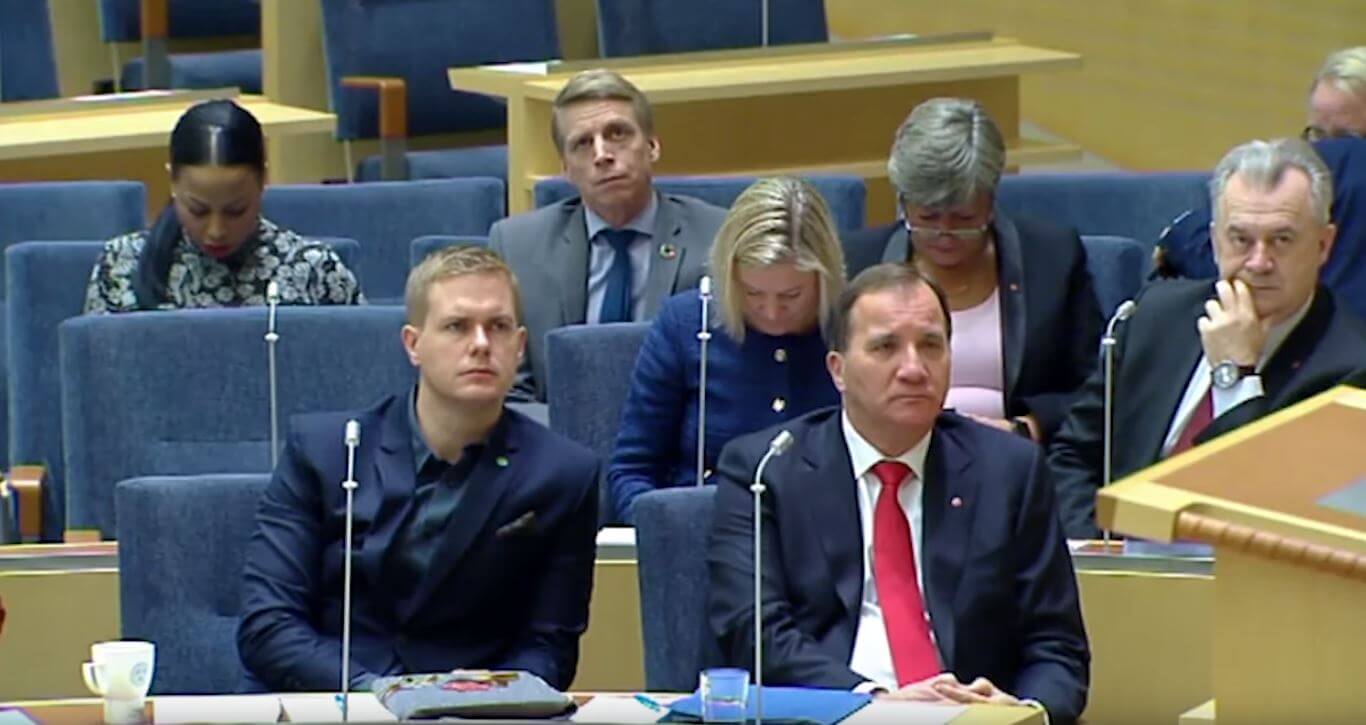 Skilda världsbilder i partiledardebatt