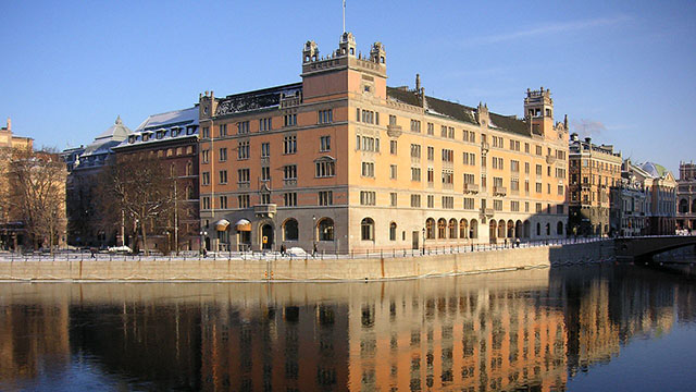 Regeringen tillsätter Jämlikhetskommission – ska förbättra integrationen