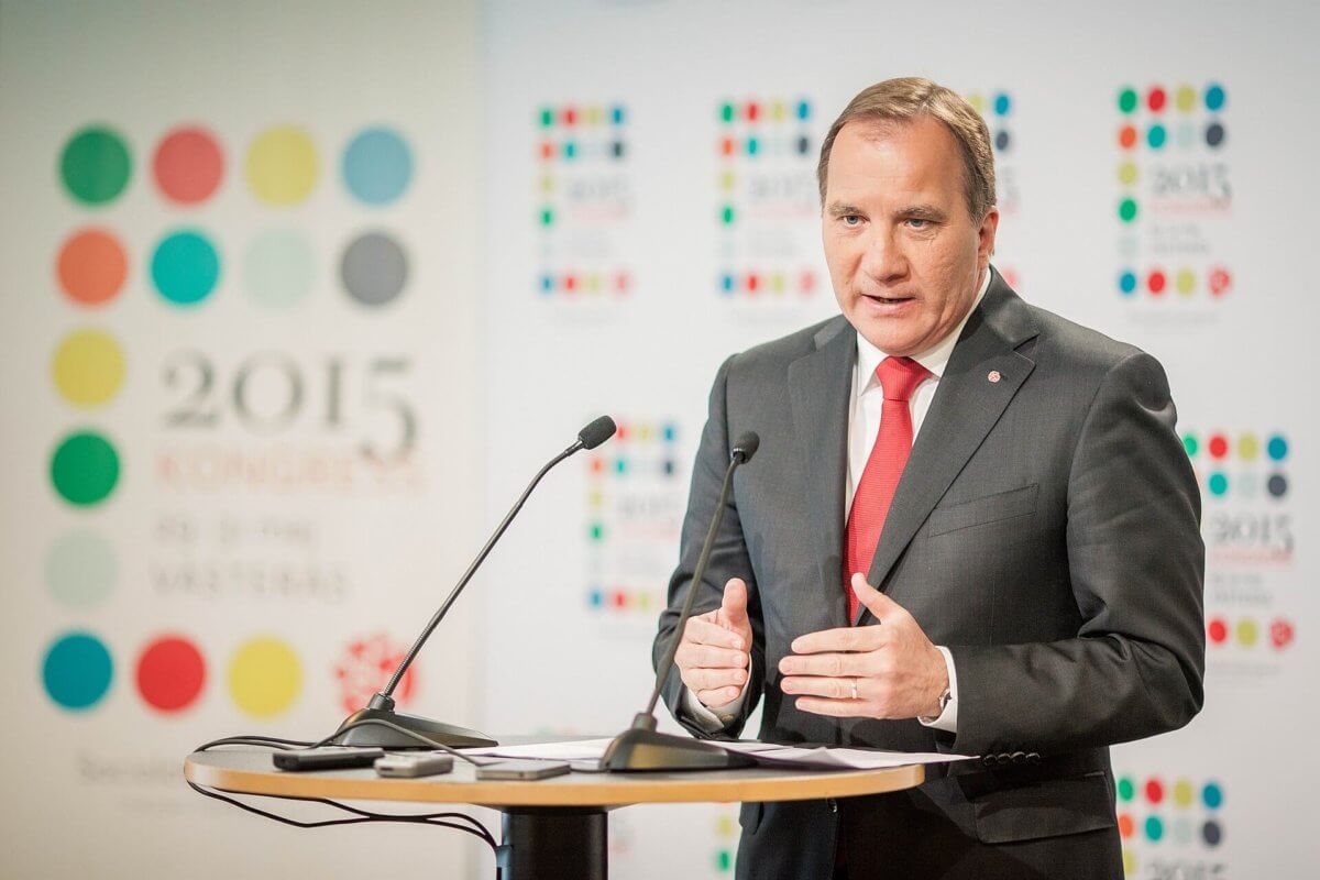Löfven ’storligen förvånad’ över Leif Östlings skatteuttalande