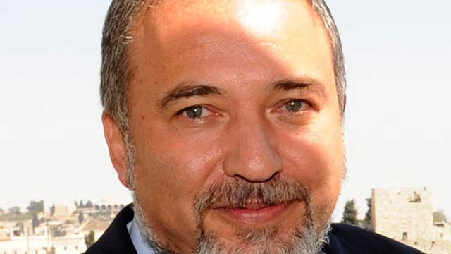 Israels försvarsdepartement avslöjar: Så mycket tjänar en palestinsk terrorist