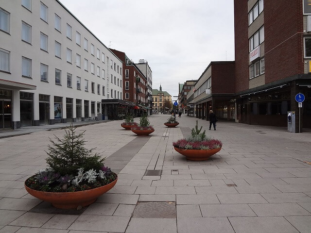 Våldsamt upplopp i Eskilstuna – 30-tal inblandade