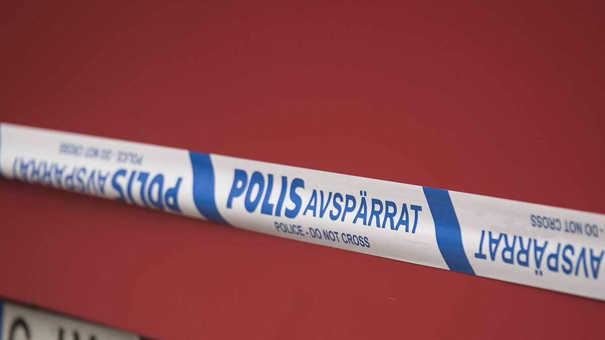 Lägenheter beskjutna i Malmö inatt – man sköts i handen när han sov