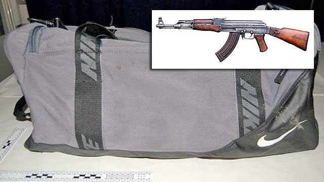 31-åring anhållen för skott mot polisvilla – automatvapnet hittat