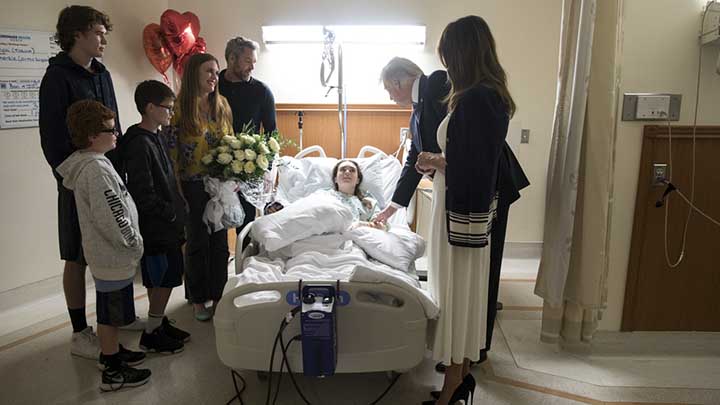 Trump överväger skärpta vapenlagar