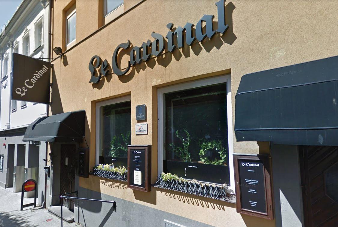 Sexuella trakasserier på nattklubb – 16 personer utslängda