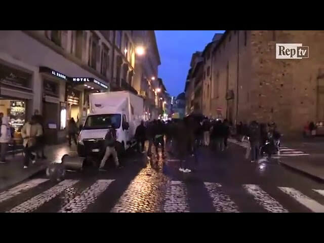 Oroligheter i Florens efter att mentalsjuk man sköt migrant till döds