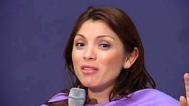 Alexandra Pascalidou för kontroversiell för SR – sätts i karantän inför valet