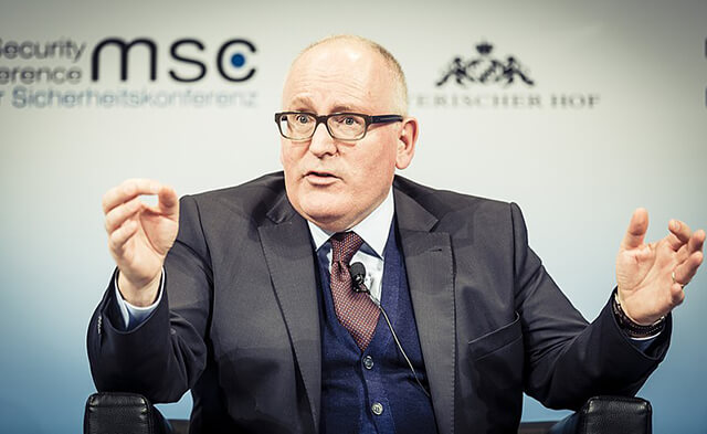 EU:s budskap till Polen: Öppna era hjärtan