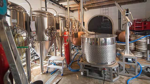 Riksdagsmajoritet för gårdsförsäljning av alkohol efter att SD ställt sig bakom