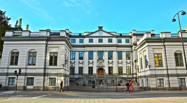 Prejudicerande domar i HD – färre kommer dömas till fängelse för människosmuggling