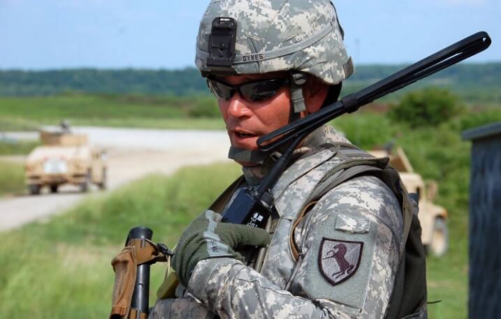 Trump skickar nationalgardet till mexikanska gränsen