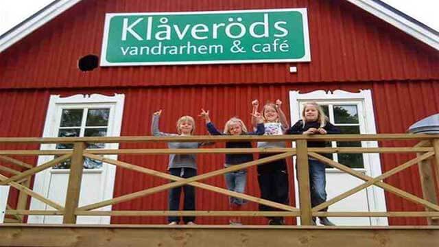 Svenska kyrkan gömde illegala – JO-anmäler poliser som ingrep mot verksamheten