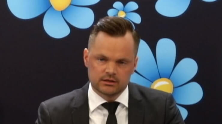 Utökade befogenheter för polisen i SD:s polisprogram