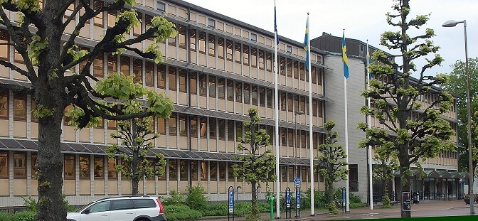 V vägrar stödja beslut baserat på SD-motion