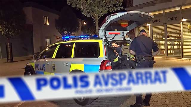 Två livshotande knivskurna vid gängbråk i Hörby – en person anhållen för mordförsök