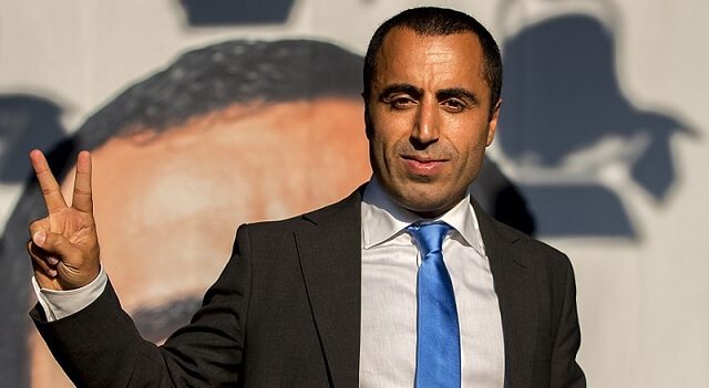 Özz Nujen avbokas från företagsmässa