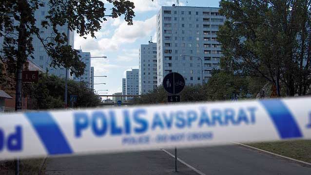17-åring skjuten i ansiktet i norra Storstockholm