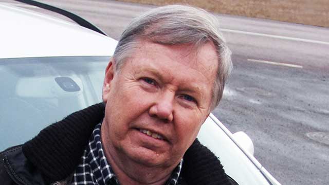 Stugby stämmer Bert Karlssons bolag på miljoner – svårt slitage efter uthyrning som asylboende