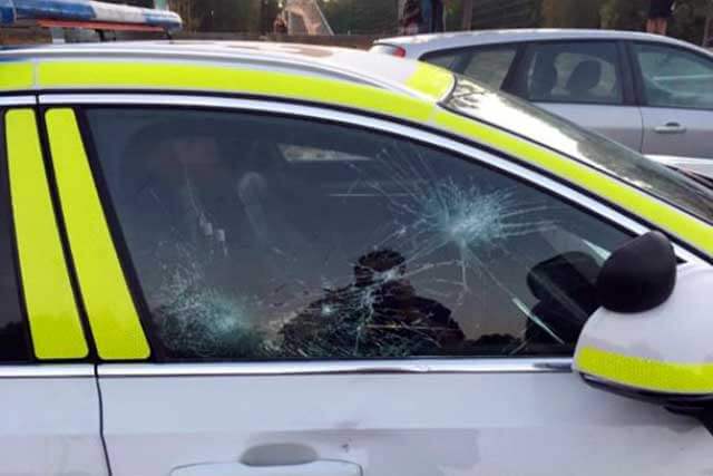 Polisen i Stockholmsförort ingrep mot eldare – fick bilen vandaliserad