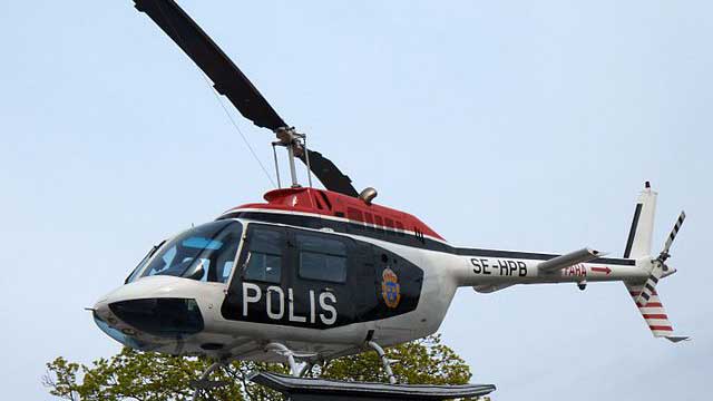 Två ungdomar gripna för väpnat personrån i Malmö