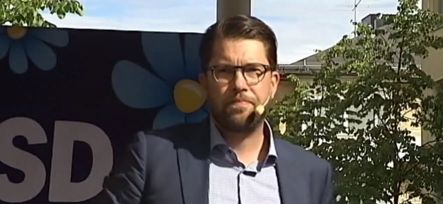 Åkesson avbröt tal – stördes av vänsterextremister