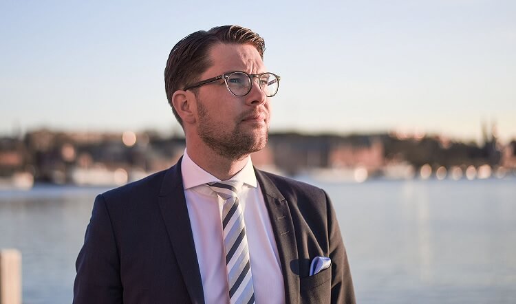 SD näst största parti bland Sveriges chefer