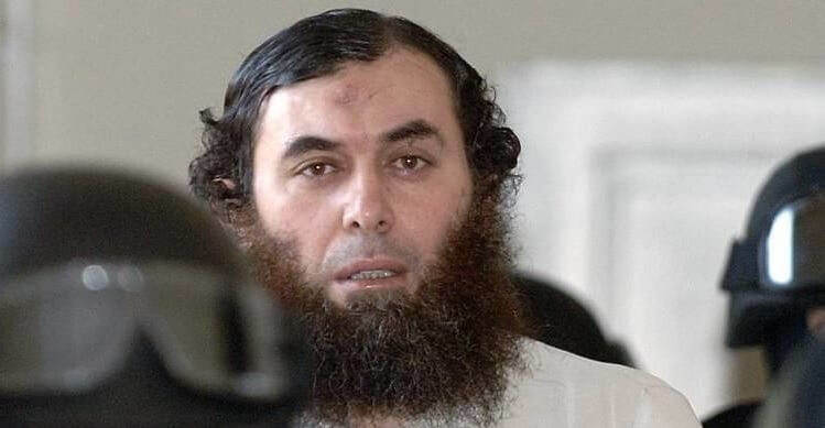 Dömd terrorist vill avtjäna straffet i Sverige