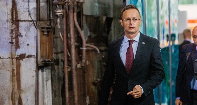 Ungerske utrikesministern: ”Den invandringsvänliga svenska regeringen har på nytt attackerat Ungern”