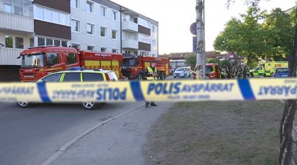 Odhiambo och Charbel åtalas för bombdåd och utpressning