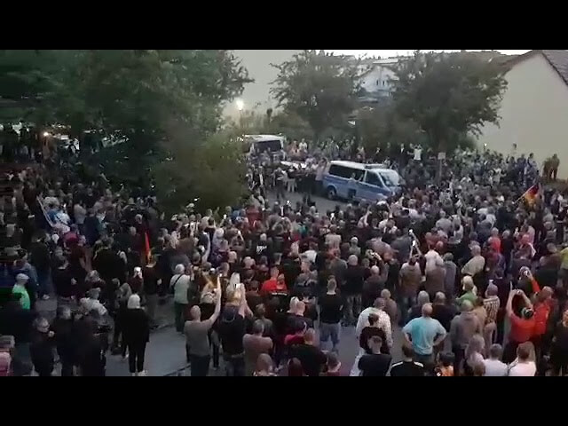 Protester i Köthen efter att två afghaner dödat en 22-årig tysk