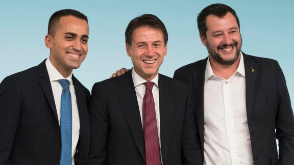 EU avvisar Italiens budget: ”Bryssel-gangstrar” dundrar Farage