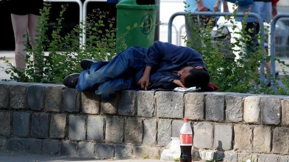 Ungern förbjuder folk att bo på offentliga platser