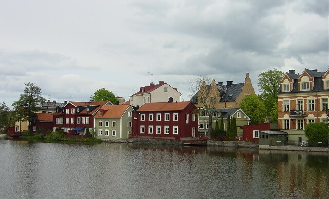 Efter rånvågen i Eskilstuna – polisen manar till vaksamhet