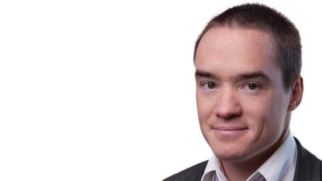 Det svensk media kräver av alla andra lever de inte upp till själva