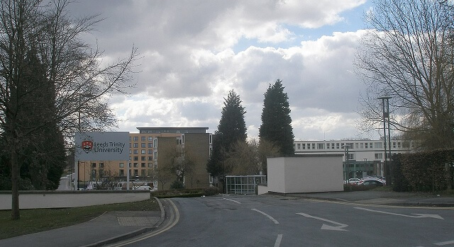 Lärare uppmanas att inte använda stora bokstäver i uppgifter – kan uppröra eleverna