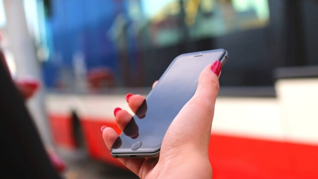 Kvinna skulle sälja sin telefon – blev rånad med pistol