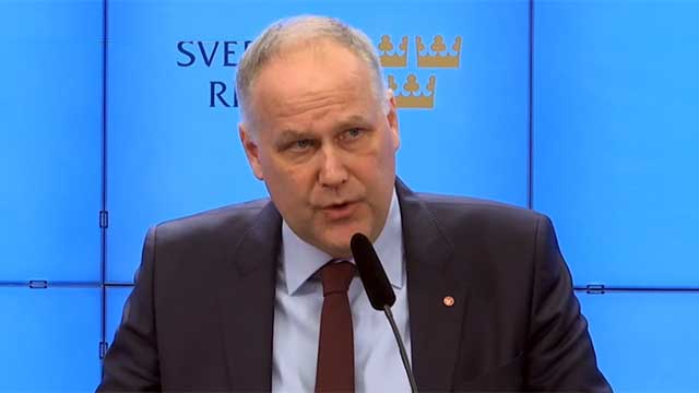 Oklart besked från Jonas Sjöstedt inför statsministeromröstningen: ”Vi kräver förhandlingar”