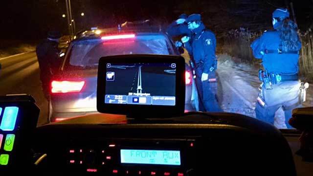 Illegal invandrare stoppades i fordonskontroll – annat land på körkortet än hos Migrationsverket