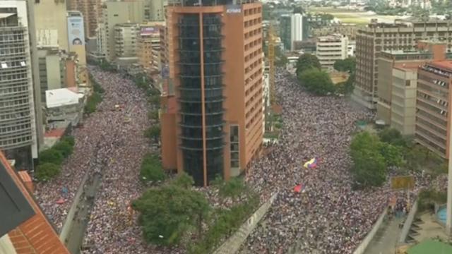USA erkänner oppositionsledare som ny president i Venezuela – Turkiet fortsätter stödja Maduro