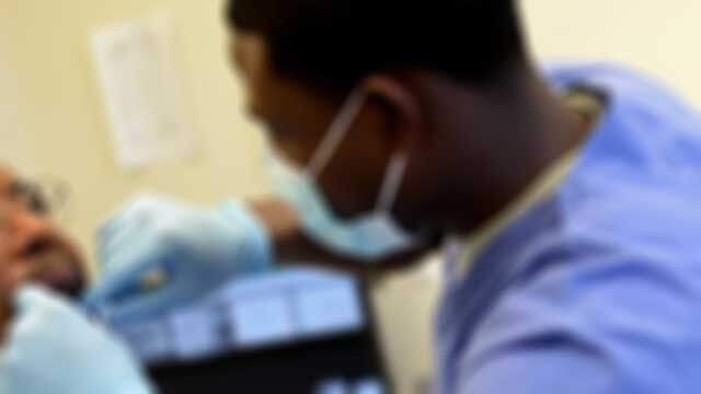 Tandläkare prickas – skyller felbehandling på språksvårigheter