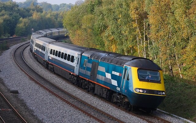 EU delar ut fria resor till tonåringar för 7 miljarder kronor