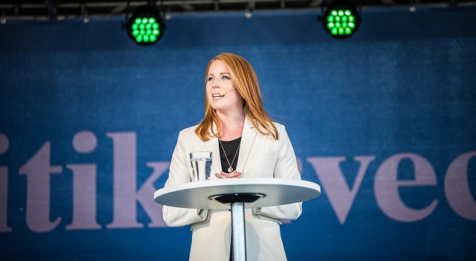 Annie Lööf påstår sig vara utsatt för hatstorm efter regeringsbildningen: ”Jag har aldrig varit med om något liknande”