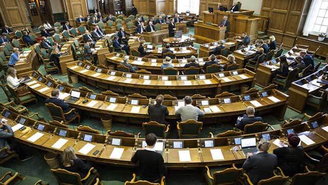 Danska Folketinget röstade igenom lagpaket för åtstramad invandring