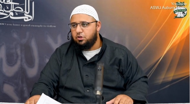 Imam till attack mot urinoarer: ”Allah straffar den som får stänk på skorna”