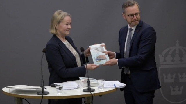 Nytt statligt ID-kort med fingeravtryck införs